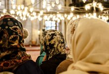 Locul femeilor în moschee: Prea multe restricții?